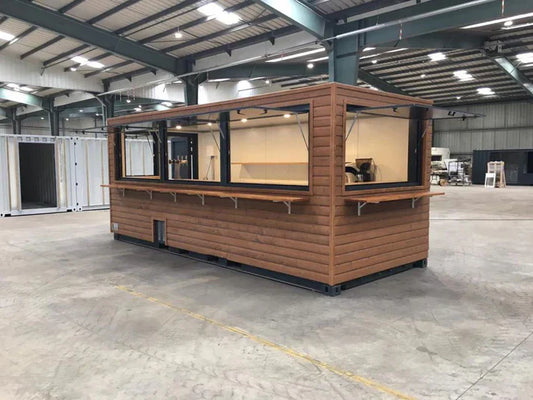 Conteneur café 20 pieds professionnel avec bardage bois