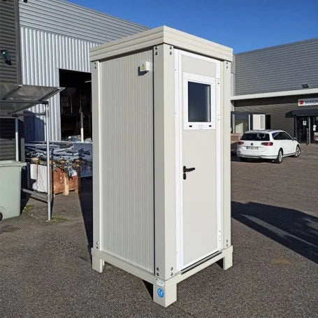 Nouveau module sanitaire S1 avec toilettes et lavabo