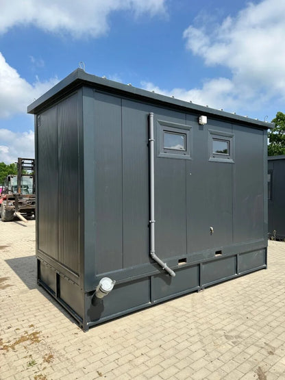 Cabine sanitaire double 4,00 × 2,00 m – avec douche et réservoir