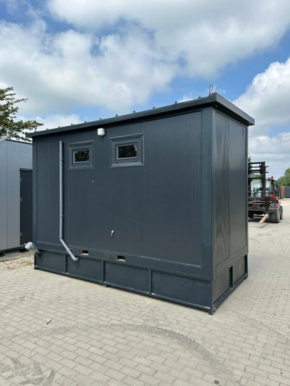 Cabine sanitaire double 4,00 × 2,00 m – avec douche et réservoir