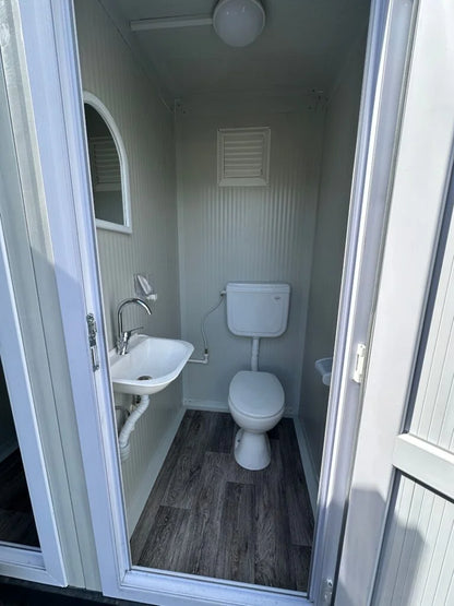 Conteneur de toilettes double 2,20 × 1,30 m