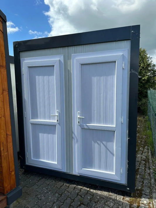 Conteneur de toilettes double 2,20 × 1,30 m