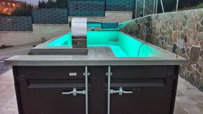 Un conteneur de 6 mètres transformé en piscine