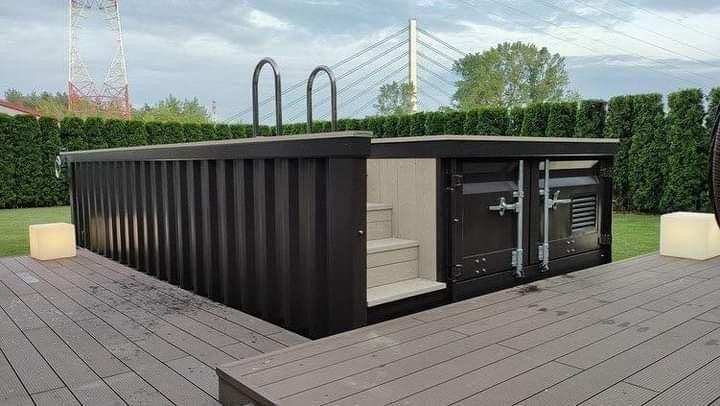 Piscine conteneur « One Tripper » de 6 m x 2,44 m
