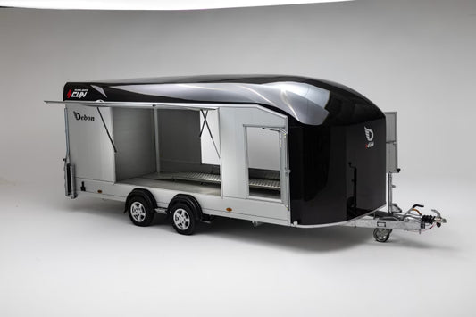 Remorque Debon Roadster 2000 fermée mesurant 2360 x 1320 mm