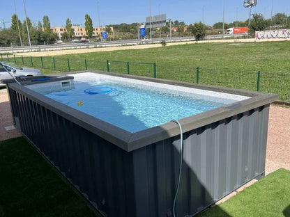 Pool de conteneurs du modèle Lanzarote