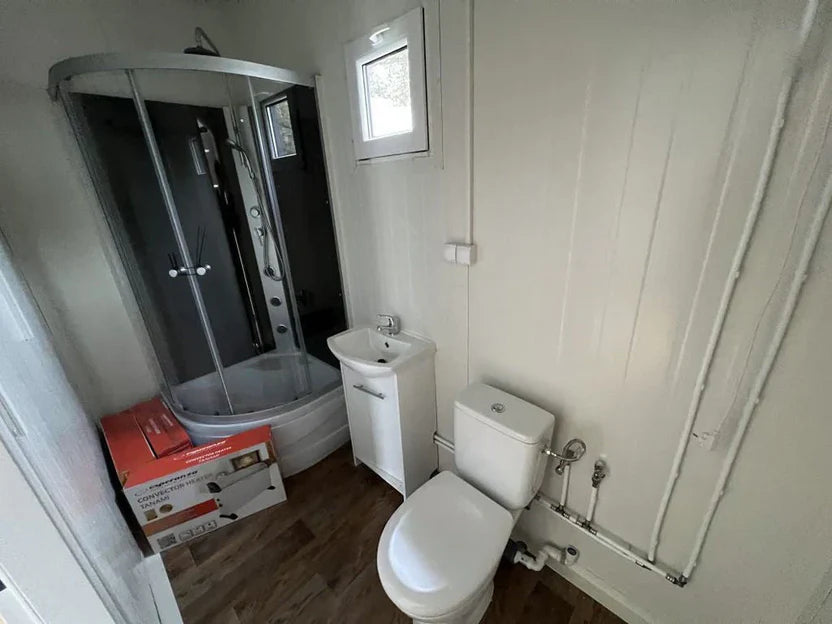 Conteneur de bureau résidentiel de 24 m²