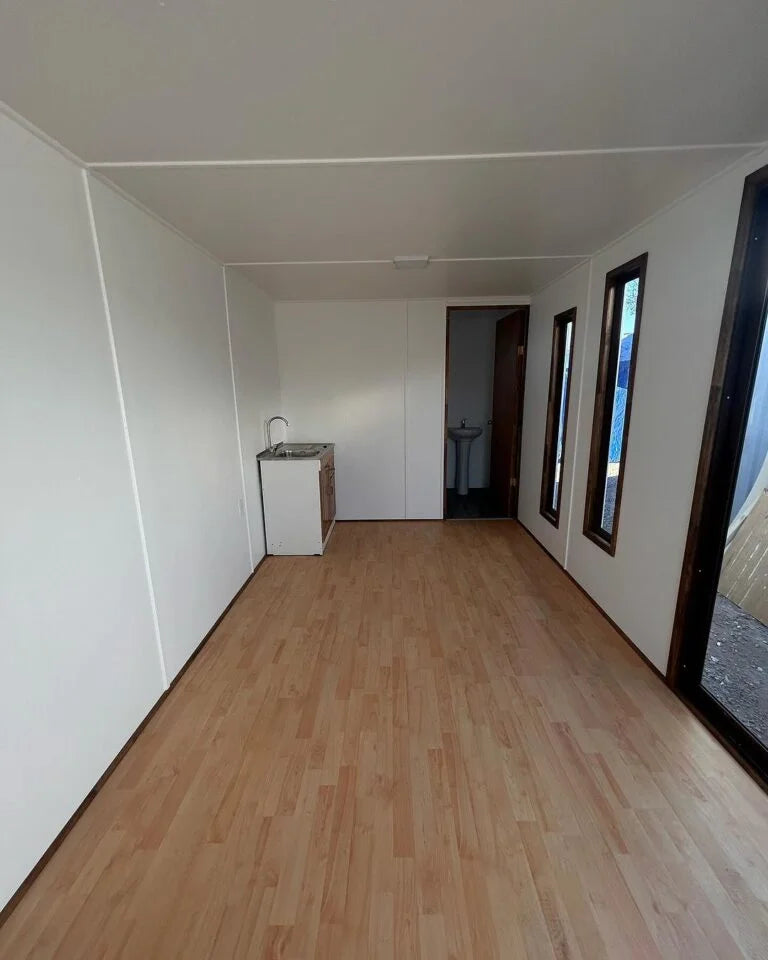 Bureau en conteneur maritime 6×3 mètres - 18m²