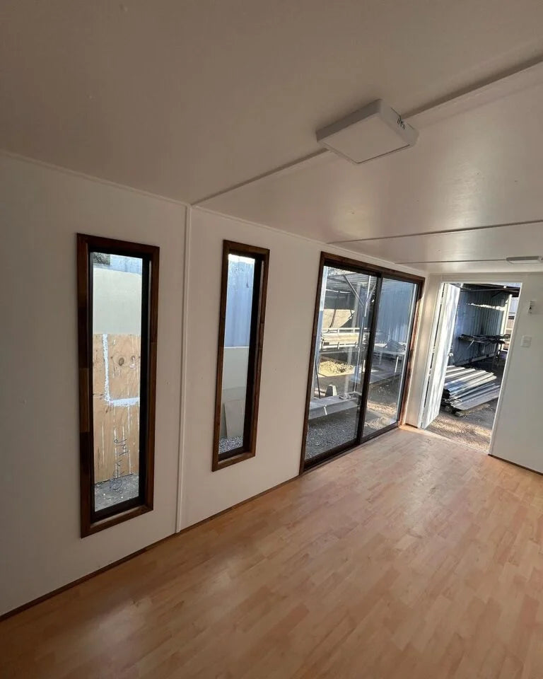 Bureau en conteneur maritime 6×3 mètres - 18m²