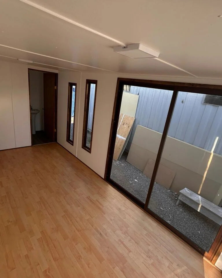 Bureau en conteneur maritime 6×3 mètres - 18m²